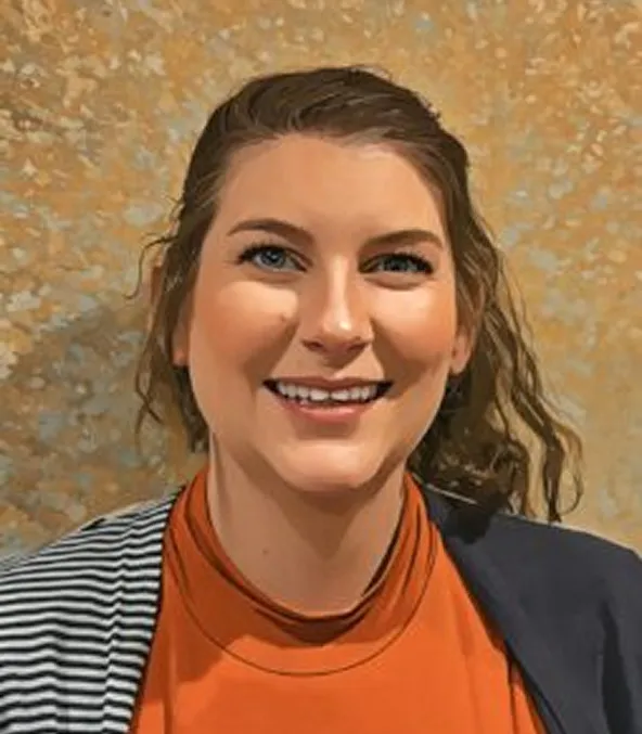 Kaytlyn Kleineschay Headshot